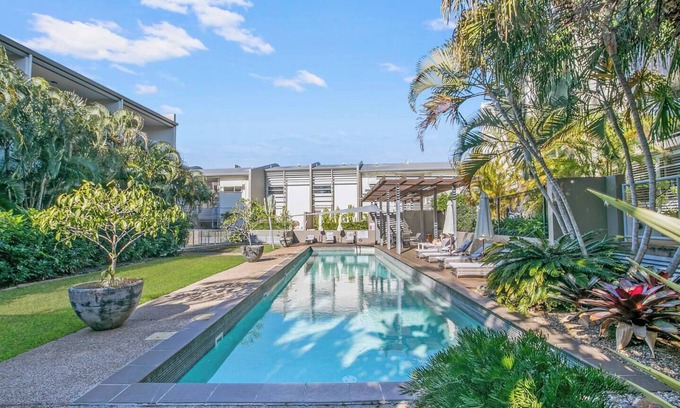 Bulimba Apartment | The Fish Bowl Vibrant Riverside Escape with Pool