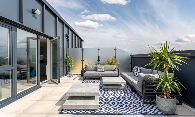 Hackney Apartment | The flat has been recognized as one of the Best Accommodation choice by TheTimes
