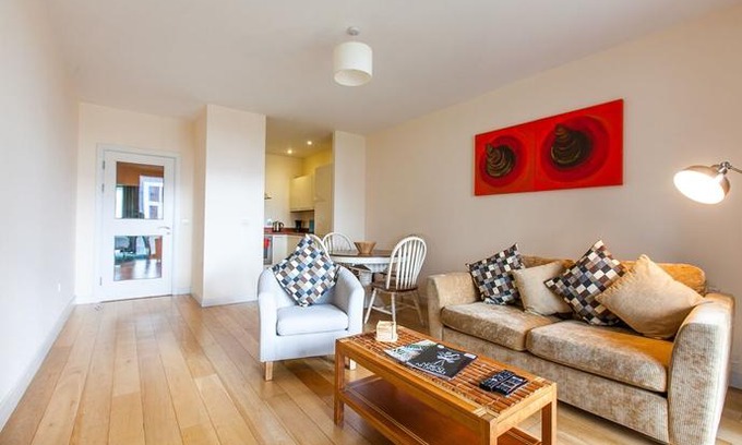Sandyford Apartment | The Forum A2B
