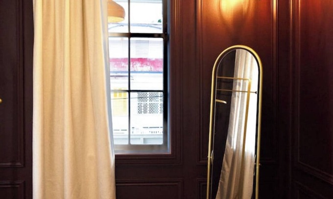 Fort George Apartment | The Gabourel House - Hibiscus En Suite