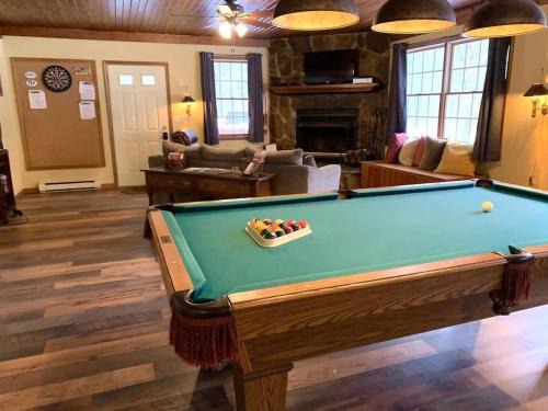 Austinburg House | The Game Cabin at Rustic River