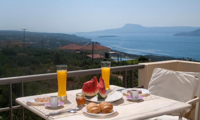 Pitharion Apartment | The Garden of Zephyrus - East