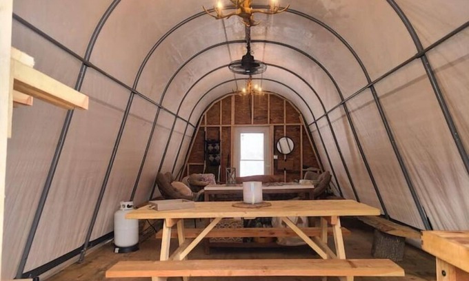 Jones Mills House | The Glamper @ Seven Springs