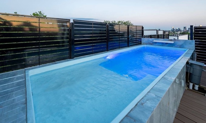 Katie Hill Neighborhood House | The Golden Manor