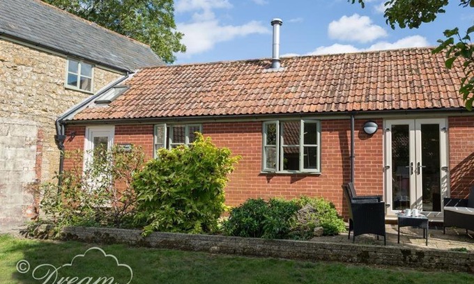 Beaminster House | The Granary