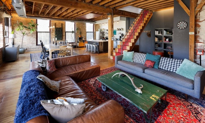 Logan Square Condo | The Grand Kimball Lodge, Logan Square, Sleeps 20 by RedAwning