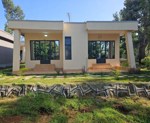 Central Province Hotel | The GreenTulip Gardens