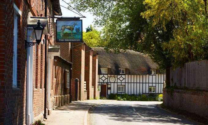 Letcombe Regis Hotel | The Greyhound Inn