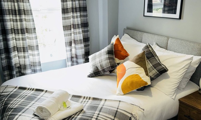 Grimsby House | The Grimsby Quarters