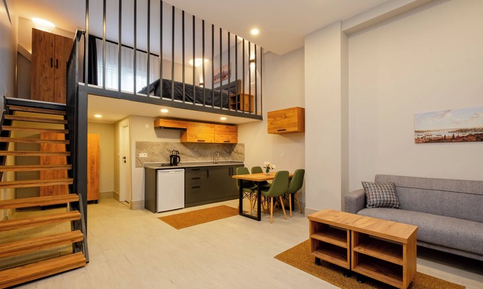 Avcilar Apartment | The Han YK
