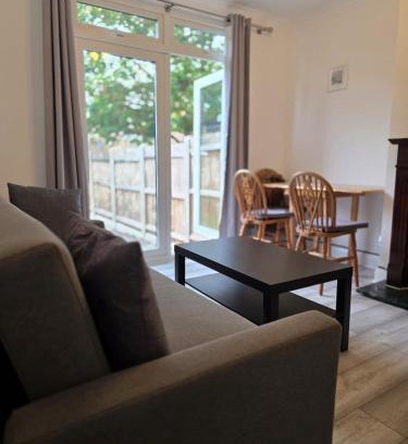 Figge's Marsh Apartment | The happy home