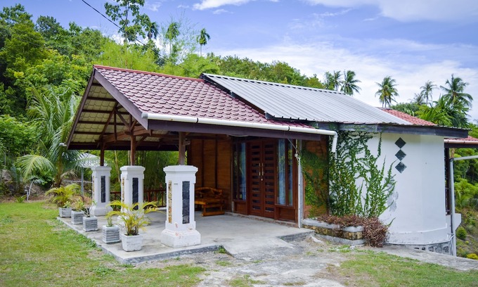 Sabang Hotel | The Hawk's Nest Resort