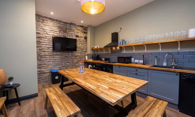 City Centre Dublin Apartment | The Hearth · Stay Together in Central Dublin, steps from Temple Bar