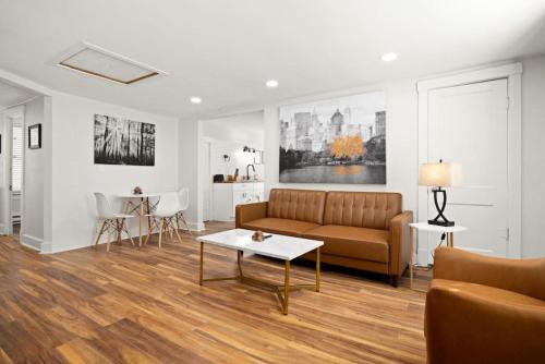 Peoria Heights House | The Heights Nook Peaceful Getaway with a Den