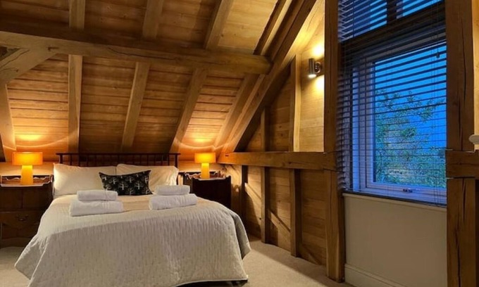 Ware House | The Hen House: Beautiful green oak country barn