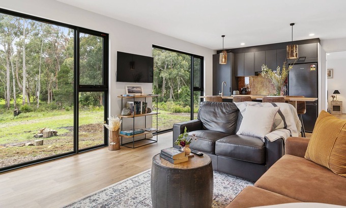 Lunawanna House | The Hide On Cloudy