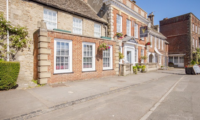 Highworth Hotel | The Highworth Hotel