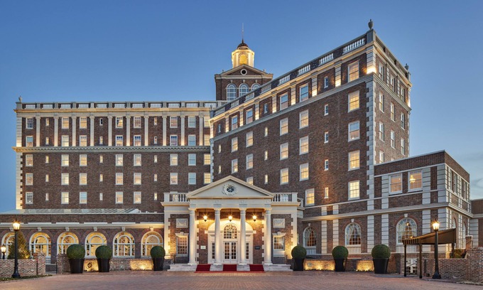 Northeast Virginia Beach Hotel | The Historic Cavalier Hotel and Beach Club, Autograph Collection