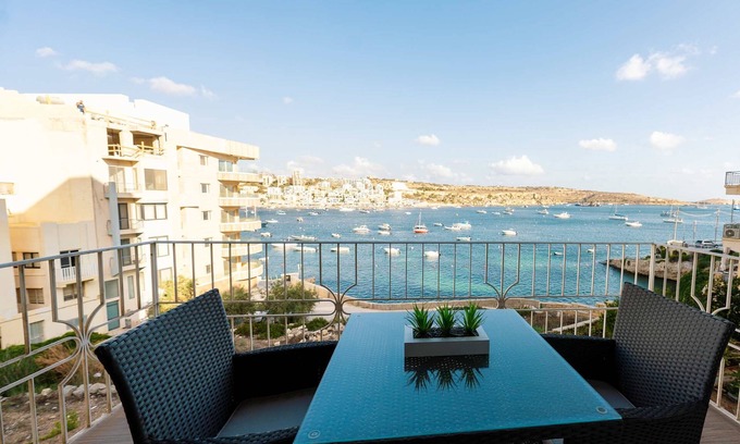 St. Paul's Bay Apartment | The holiday home with a path to the sea