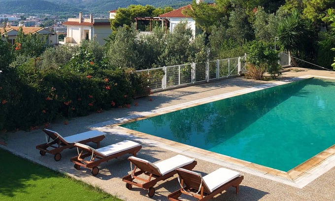 Loutra Oraias Elenis House | The House of Gratitude