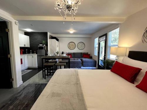 Tempe Apartment | The Hudson Suite Spot - Studio Apt Close to ASU