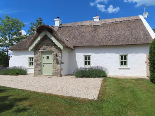Woodford House | The Humble Daisy