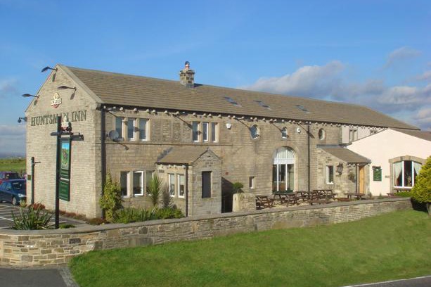 Holmfirth Hotel | The Huntsman Inn
