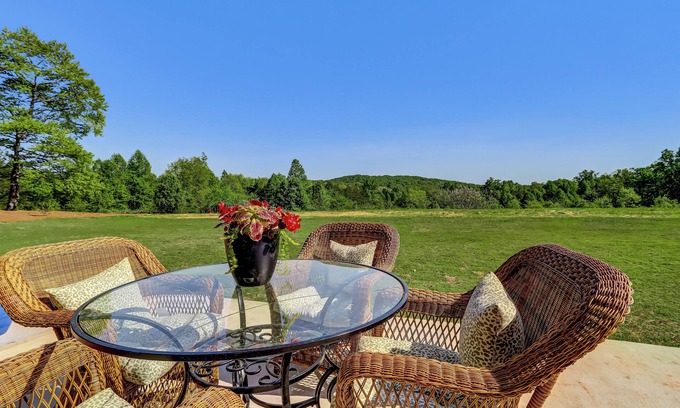 Dahlonega Bed & Breakfast | The Inn at Blackberry HIll