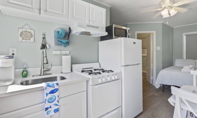 Ocean Grove Bed & Breakfast | The Inn at Ocean Grove - Summer Cottage B