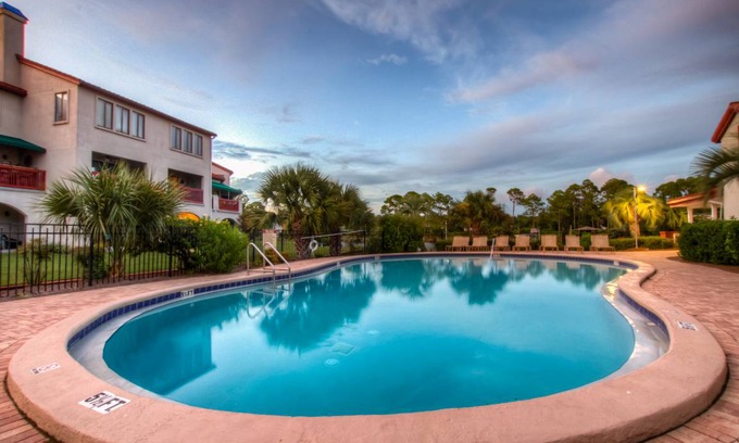 Gulf Lagoon Beach Condo | The Inn at St Thomas 410 - Perfect Affordable Getaway