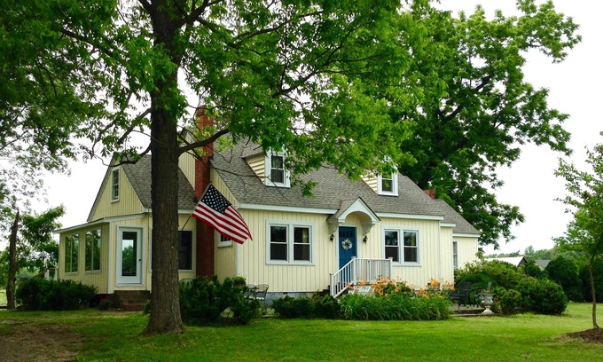 Macon House | The James at Clover Hill Farm a rural retreat.