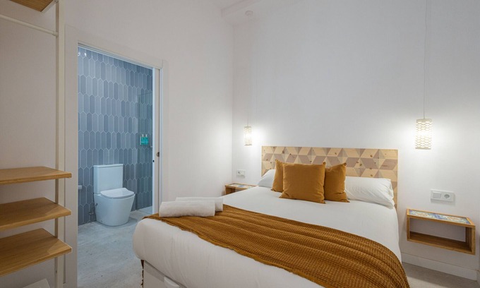 Jesus Apartment | The Joaquin Sorolla Apartment VI by Florit Flats