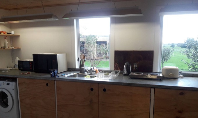 Ohaupo Cottage | The Kaipaki Summer House; springboard to the Field Days!