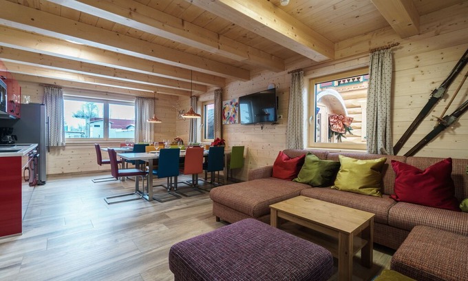 Kaprun Ski Chalet | The Kaprun Edition West CD in Kaprun