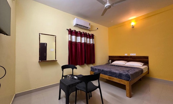 Srirangam Hotel | The Kaya Inn Srirangam