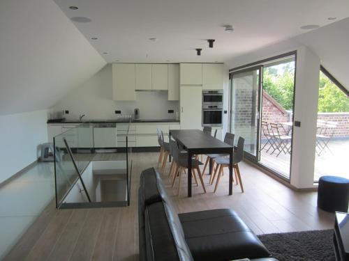 Brukom House | The Kettle House - Stable