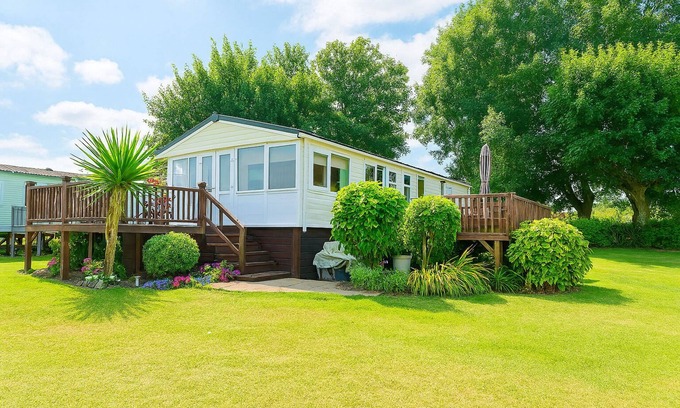 Dinas Cross Cabin | The Lodge - Your dream holiday in North Pembrokeshire.