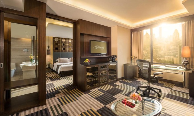 Nana Hotel | The Landmark Bangkok