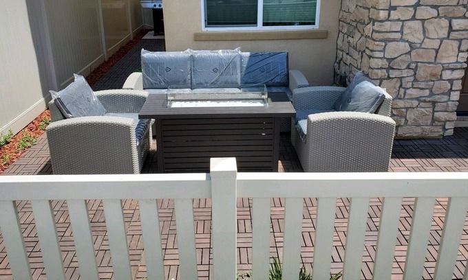 Otay Ranch House | The Lark House