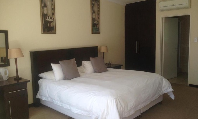 Benoni Bed & Breakfast | The Lazy Grape Guest Lodge & Spa