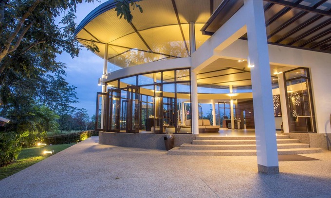 Khuekkhak Hotel | The Leaf on The Sands by Katathani(SHA Extra Plus)