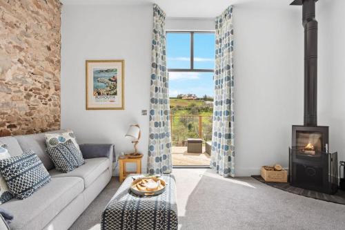 Paignton House | The Linhay, Higher Yalberton Farm