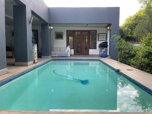 Greater Johannesburg Metropolitan Area Apartment | The Little Mongrel Deluxe Space Bryanston