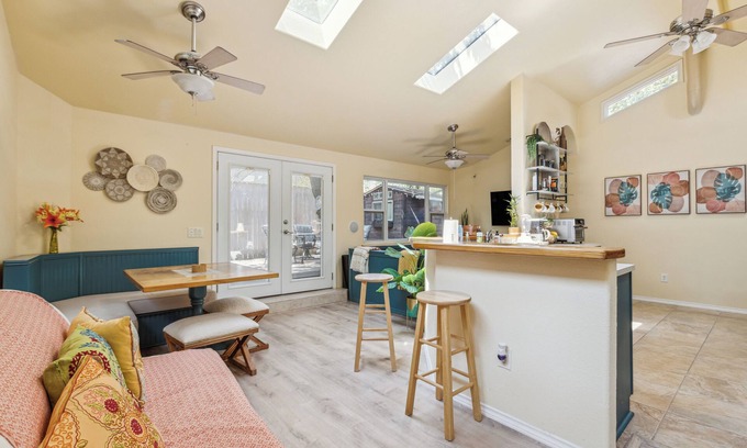 Zilker Cottage | The Little Retreat on Kinney