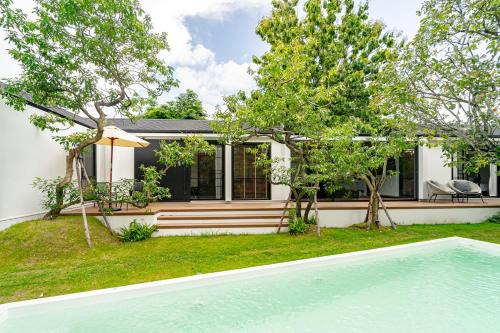 Suan Luang House | The Lodge Bangkok Poolvilla