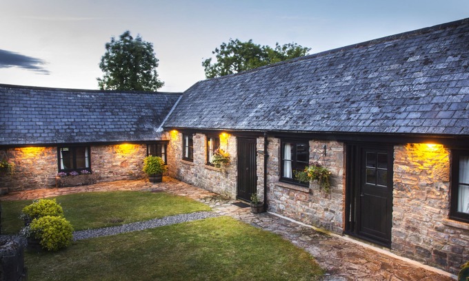 Tiverton Cottage | The Long Barn nr Huntsham