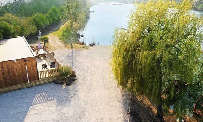 Gravon House | The Lotus lodge - At the water's edge - Domaine des Etangs de la Bassée