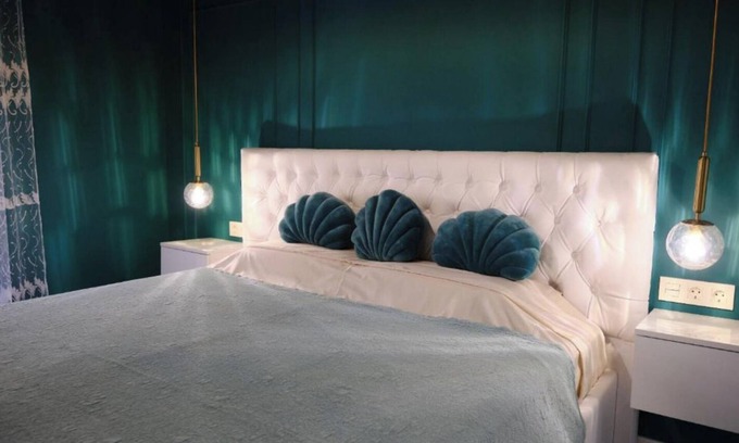 Cerdanyola del Valles Apartment | The Luxe Haven