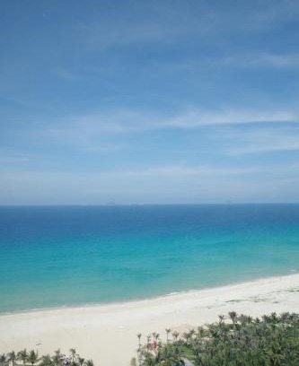 Cam Lam Resort | The Luxury 3-Bedroom Villa in Wyndham Cam Ranh Resort