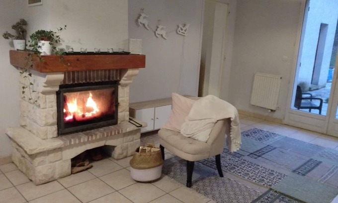 Boutigny-Prouais House | the lys, 45 minutes from Paris, discovering resources and spaces at 32 euros